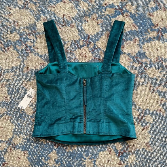 NWT Anthopologie Maeve Emmanuelle Cropped Velvet Tank 2 - Picture 4 of 4